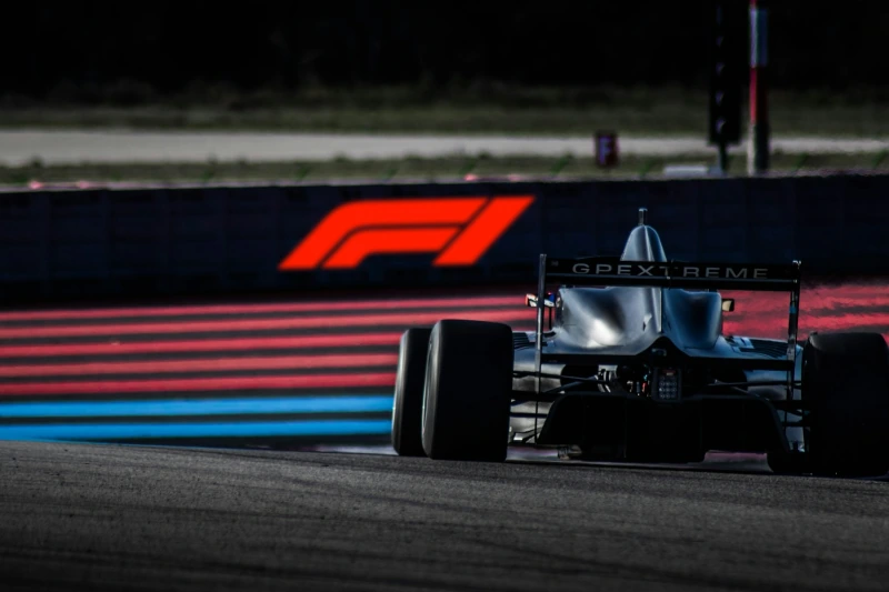 How to Watch Formula 1 Online for Free Without Ads